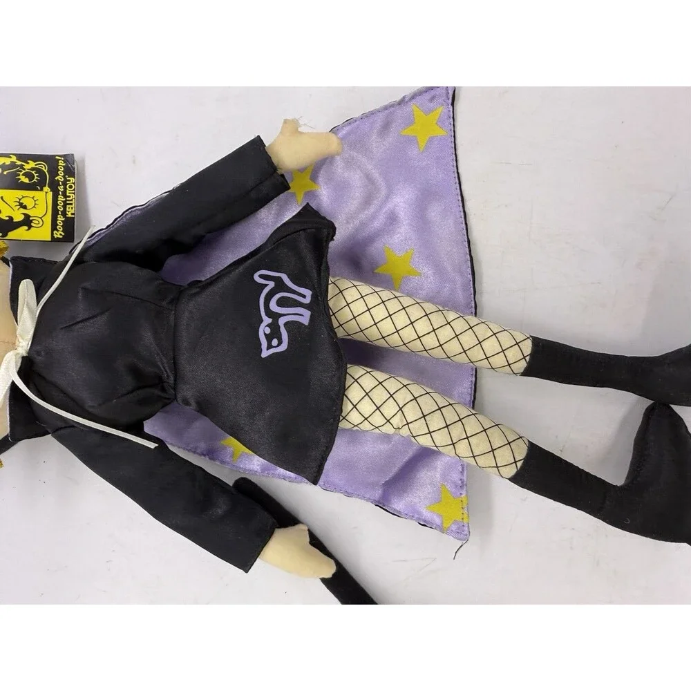 Vintage 2000 Kellytoy Betty Boop 17” Cape Betty w/ Broom Halloween Witch Plush